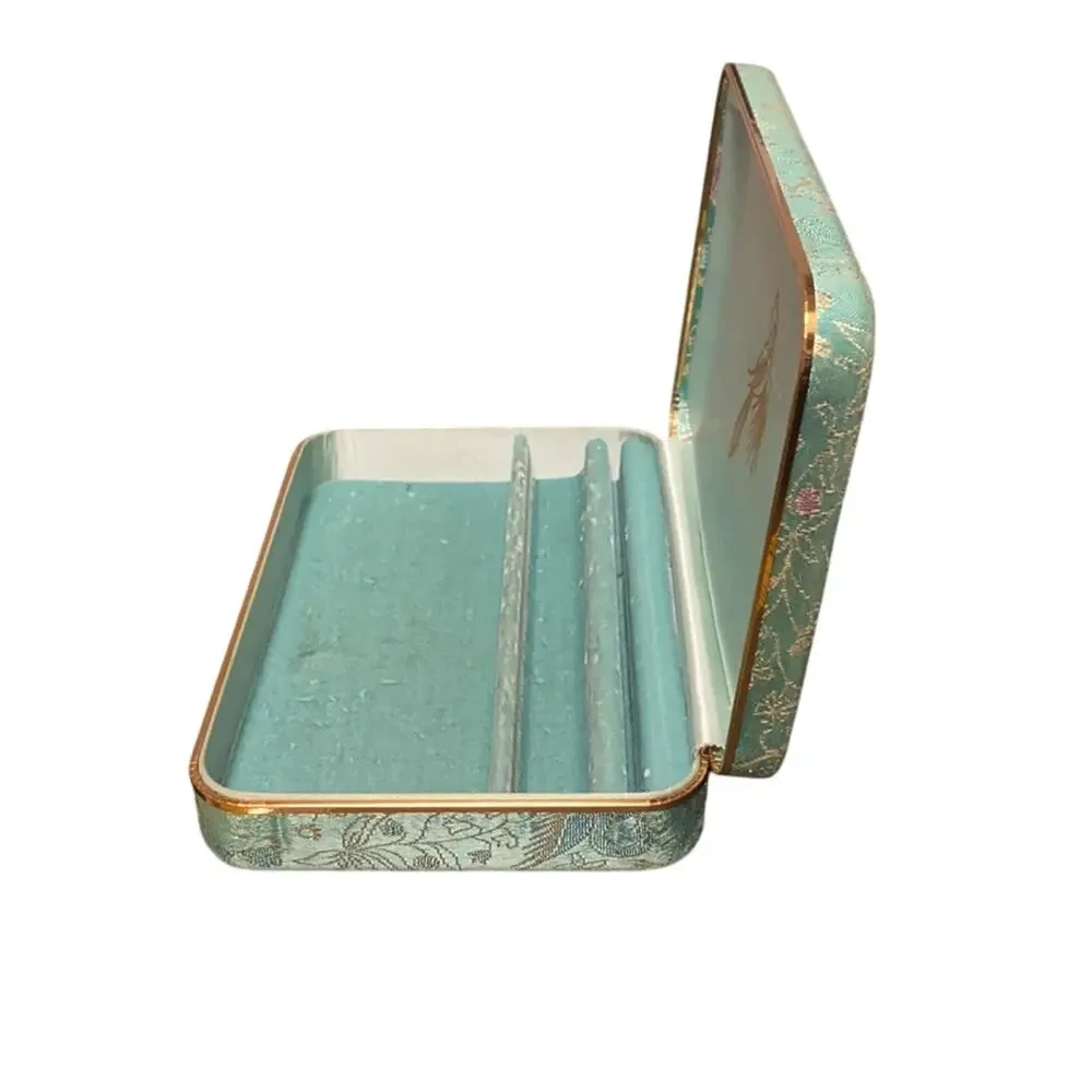 Vintage sea foam gold accents jewelry box oriental Asian travel trinket box